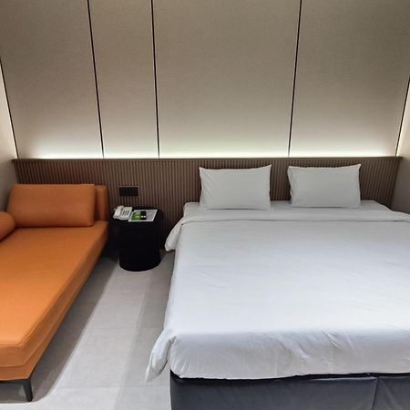 Urban Inn, Salak Tinggi Sepang Exteriér fotografie