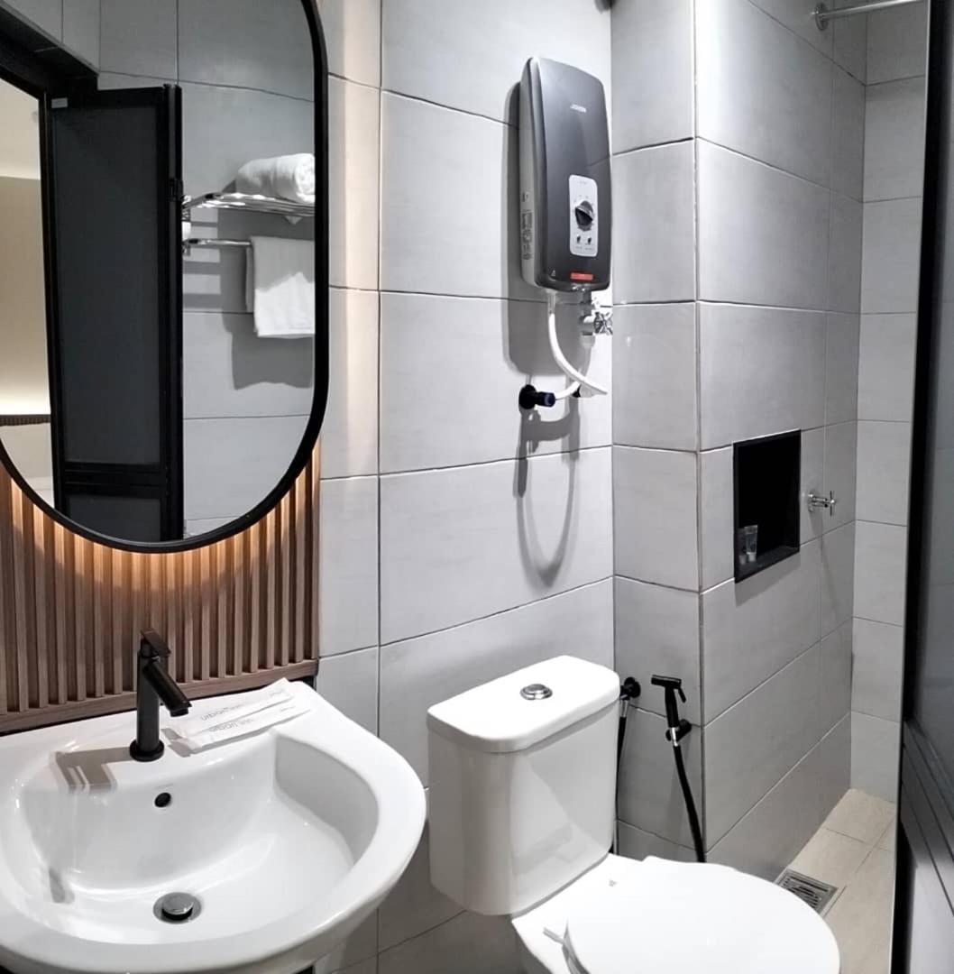 Urban Inn, Salak Tinggi Sepang Exteriér fotografie